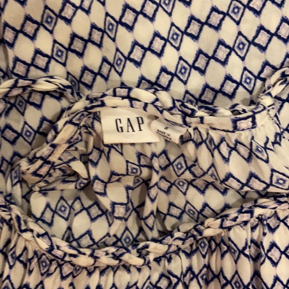 Gap Tank Top - Picture 3 of 3